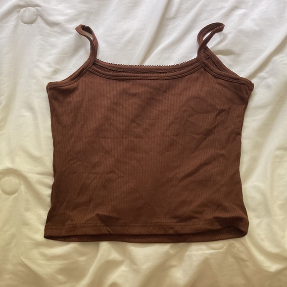 Brown Cropped Tank top. Size: M (US6), Brand: Shein, Color: Brown - Picture 2 of 4